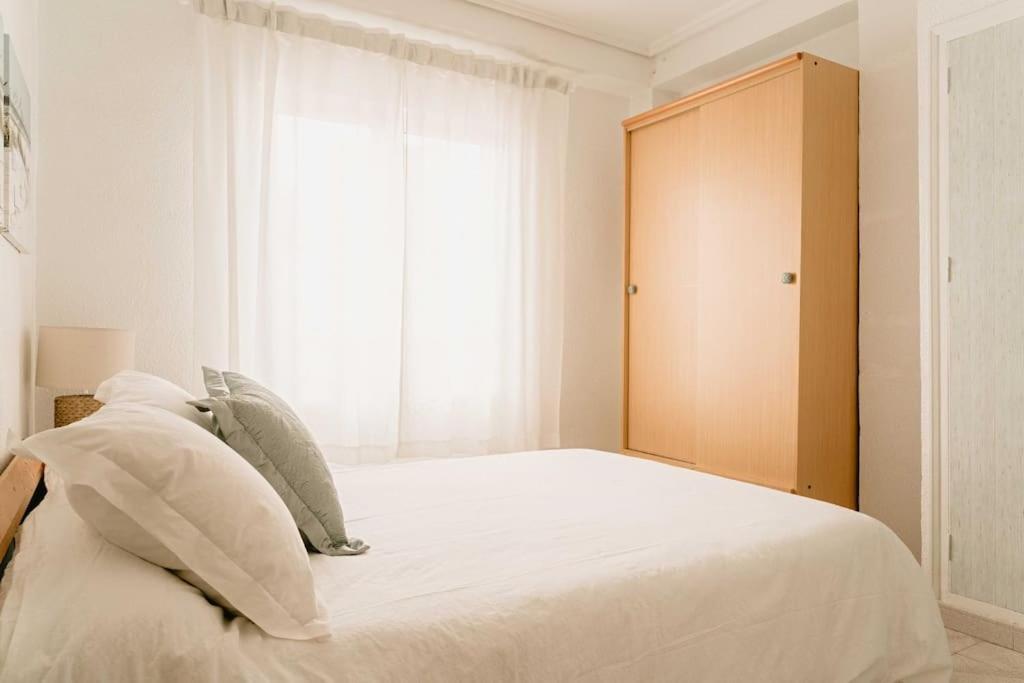 Apartamento Frente Al Mar, Familiar Y Acogedor. Santa Pola Eksteriør billede